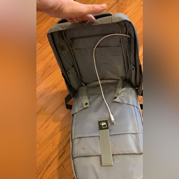 SLOTRA heavy duty laptop gray/black backpack - Picture 4 of 12